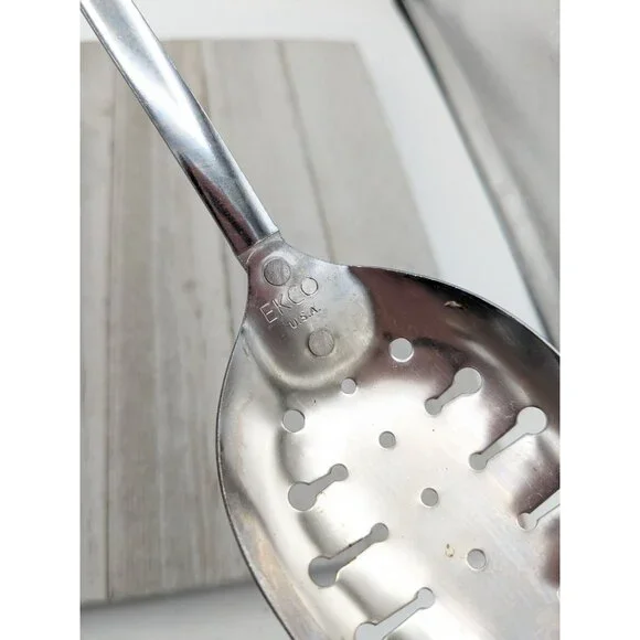 Vintage Ekco Slotted Serving Spoon Almond Handle 12" - Picture 7 of 8